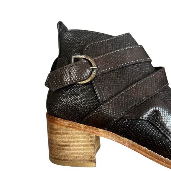 Free People Ankle Boots Womens 6.5 Dark Brown Leather Boho Western Cowgirl Rodeo - Picture 7 of 9
